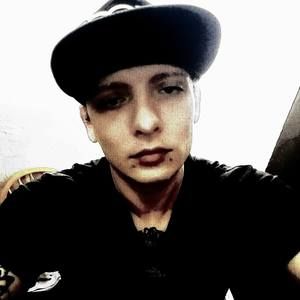 Meet your Posher, Zachary